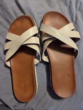 torrid Cream Cross-Strap Slide Sandals with Brown Footbed